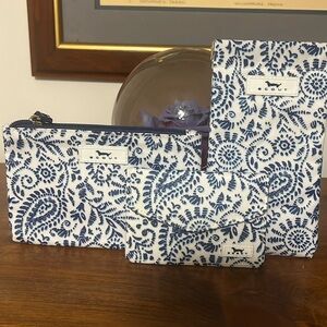 Scout By Bungalow Three Piece Travel Set